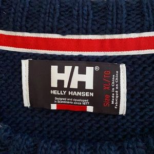 BNWT HELLY HANSEN CREW NECK SWEATER